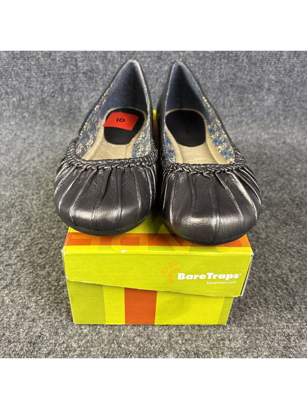 Baretraps Womens Size 10 M Pewter Gray Lakyla Slip-On Flats Shoes EUC in Box